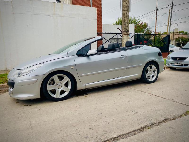 Peugeot 307 CC • 2006 • 1,210,000 km 2