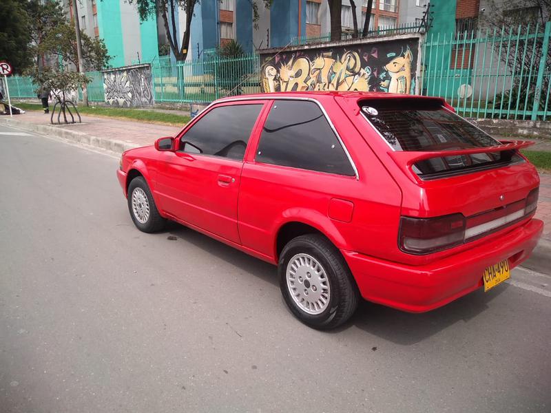 Mazda 323 • 1990 • 150,000 km 6