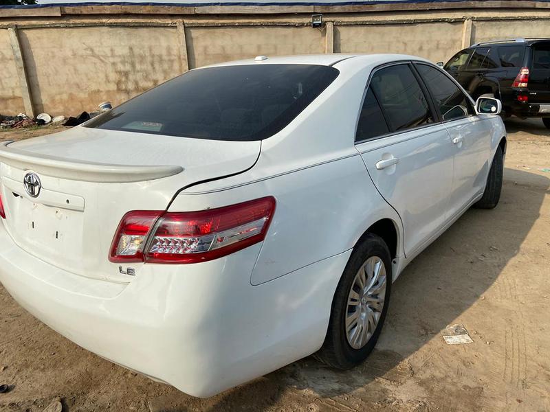 Toyota Camry • 2011 • 100,000 km 2