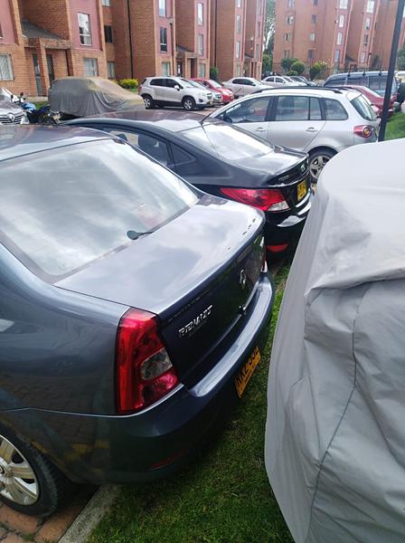 Renault 12 • 2012 • 65,000 km 2