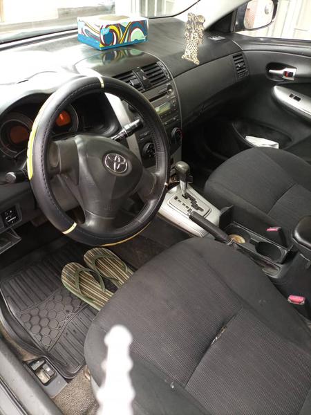 Toyota Corolla • 2009 • 100,000 km 2