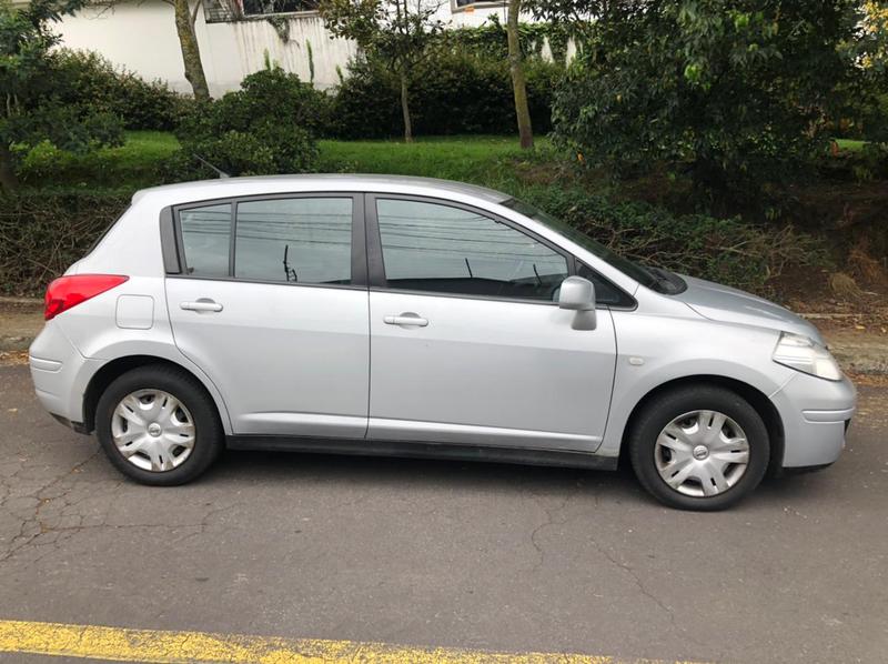 Nissan Tiida • 2011 • 89,000 km 1