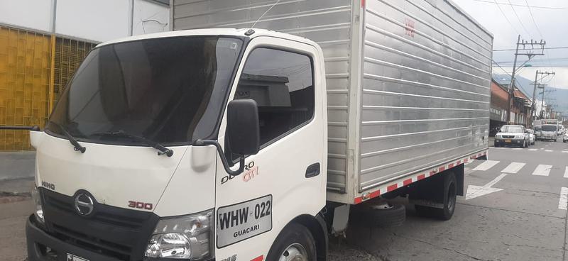 Hino Dutro • 2017 • 130,000 km 5