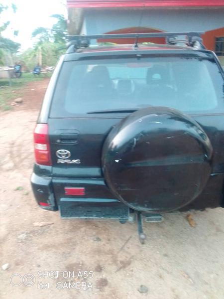 Toyota RAV4 • 2005 • 150,000 km 11