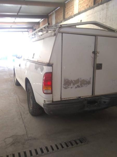 Ford F-150 • 2006 • 200,000 km 4