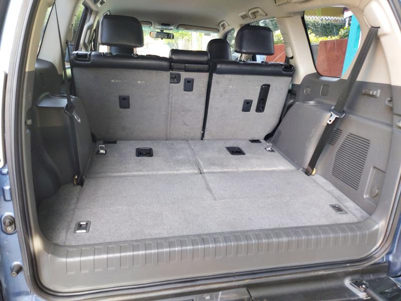 Toyota Land Cruiser • 2013 • 100 km 6