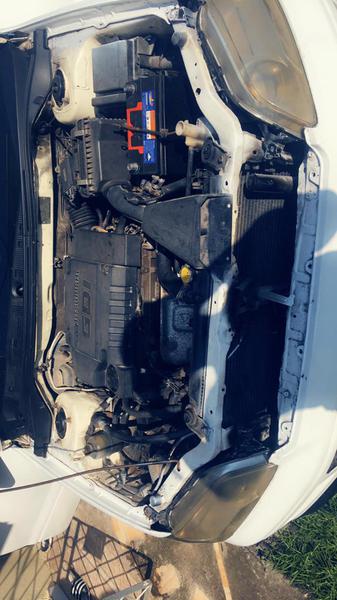 Mitsubishi Lancer • 2001 • 180 km 3