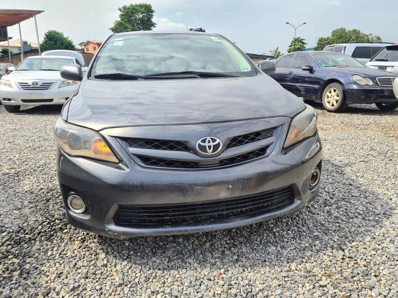 Toyota Corolla • 2008 • 178,983 km 3