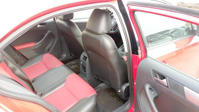 Volkswagen Jetta • 2015 • 89,047 km 5