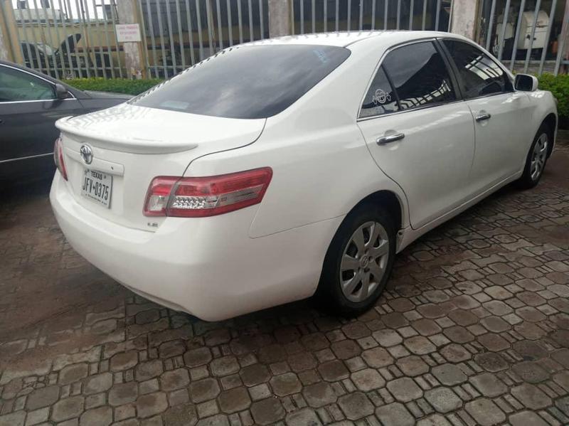 Toyota Camry • 2011 • 72,563 km 2