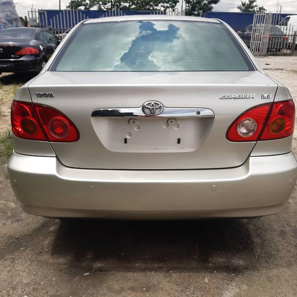 Toyota Corolla • 2007 • 72,000 km 4