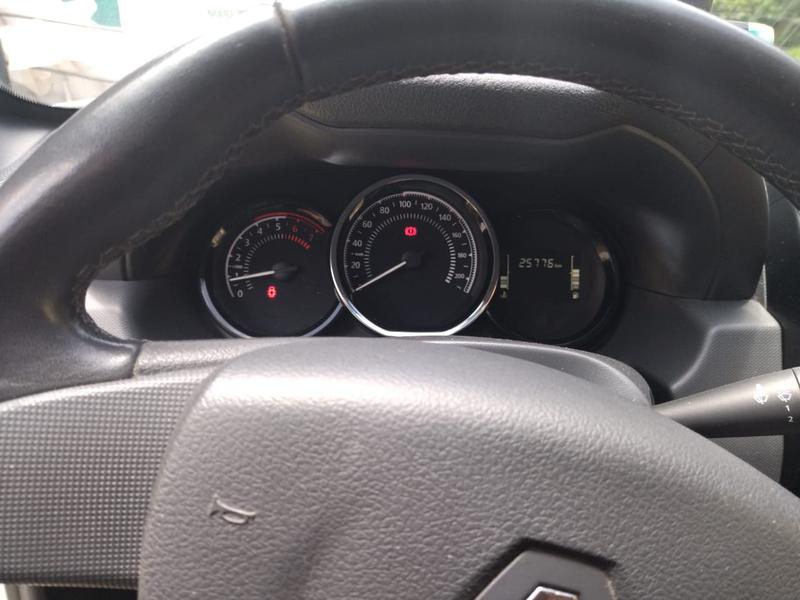 Renault  • 2020 • 25,000 km 4