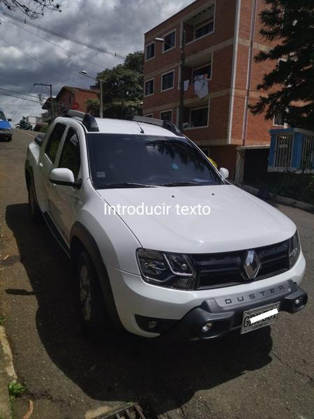 Renault  • 2020 • 25,000 km 3