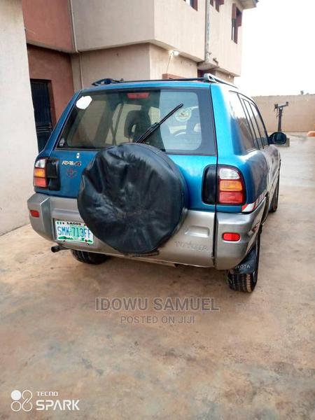 Toyota RAV4 • 2000 • 1,000 km 3