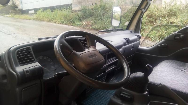 Chevrolet 3500 • 2009 • 164,000 km 5