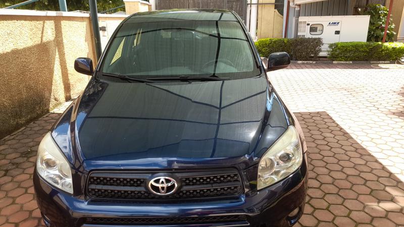 Toyota RAV4 • 2007 • 114,000 km 5
