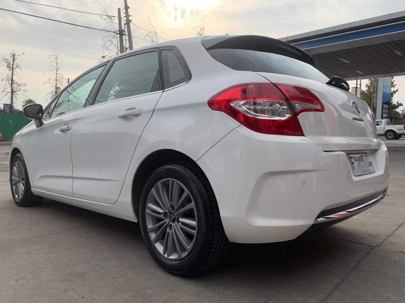 Citroën C4 • 2014 • 120,000 km 4