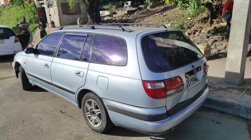 Toyota Caldina • 2000 • 0 km 3