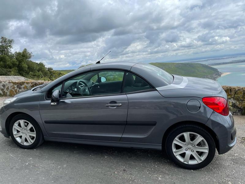 Peugeot 207 CC • 2008 • 68,000 km 2
