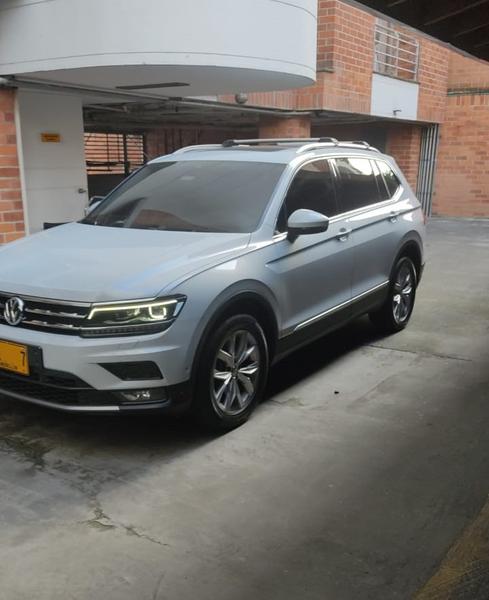Volkswagen Tiguan • 2018 • 30,000 km 1