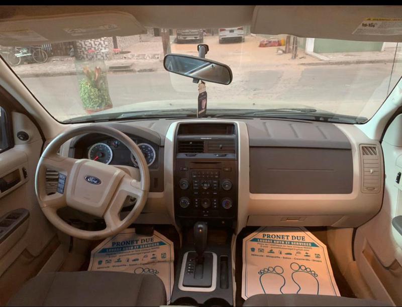 Ford Escape • 2012 • 106,000 km 3