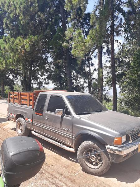 Chevrolet Luv • 1997 • 250 km 1