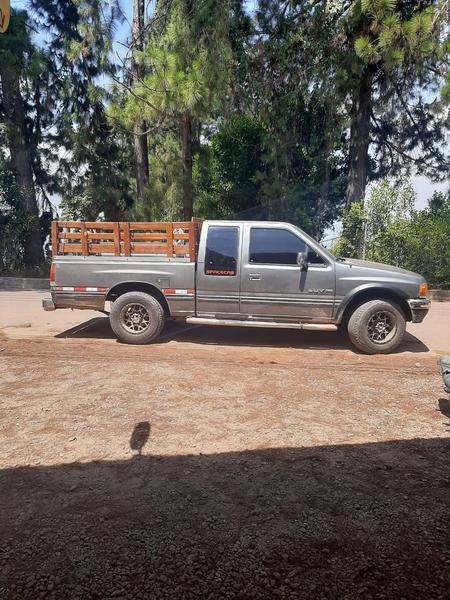 Chevrolet Luv • 1997 • 250 km 4