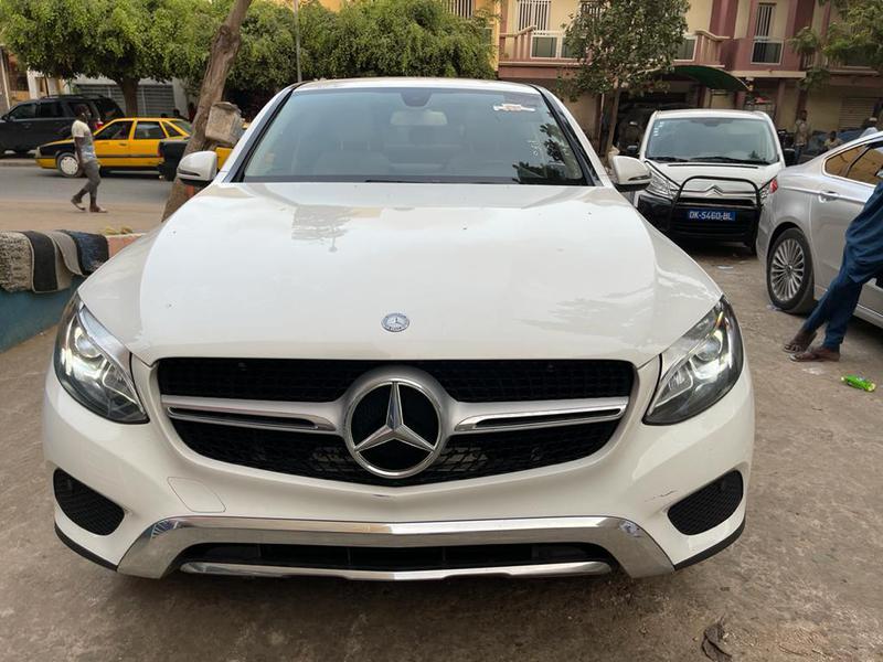 Mercedes-Benz GLC • 2017 • 40,000 km 10