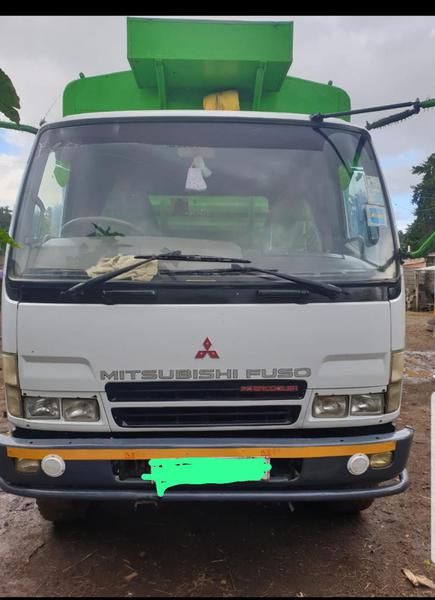 Mitsubishi  • 2011 • 436,235 km 3