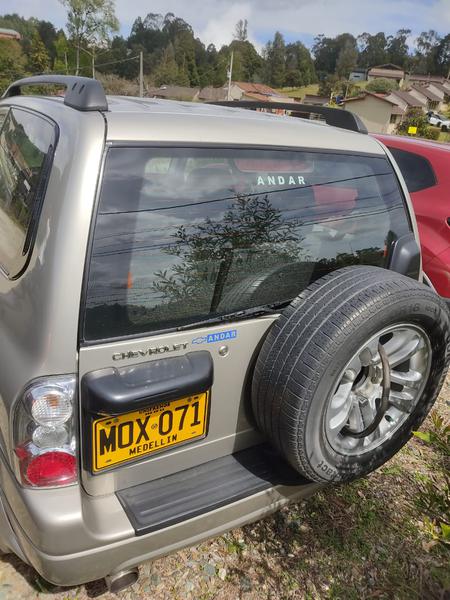 Chevrolet Grand Vitara • 2011 • 97,000 km 2