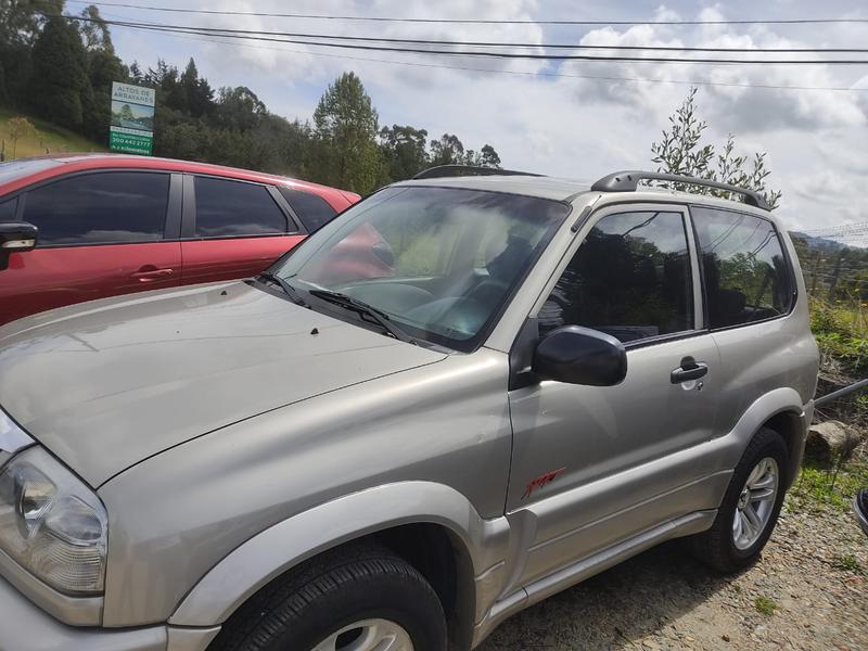 Chevrolet Grand Vitara • 2011 • 97,000 km 3