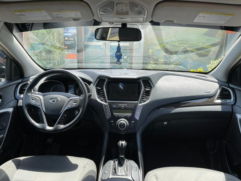 Hyundai Santa Fe • 2017 • 0 km 3