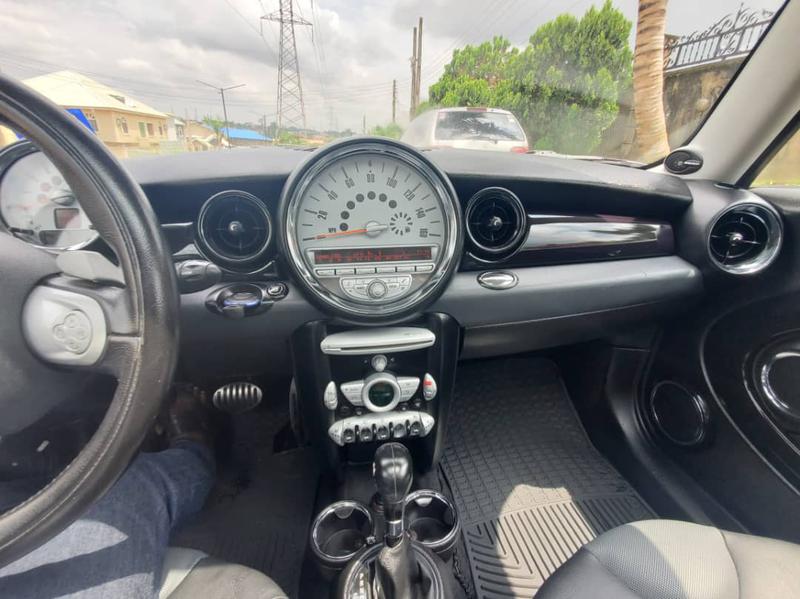 MINI Cooper • 2009 • 0 km 2