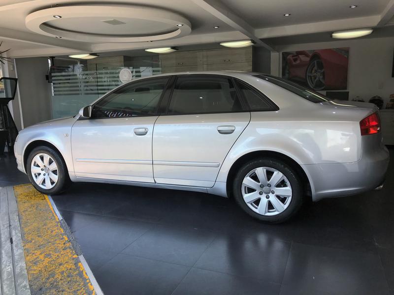 Audi A4 • 2007 • 100,000 km 4