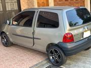Renault Twingo • 2011 • 88,001 km 5