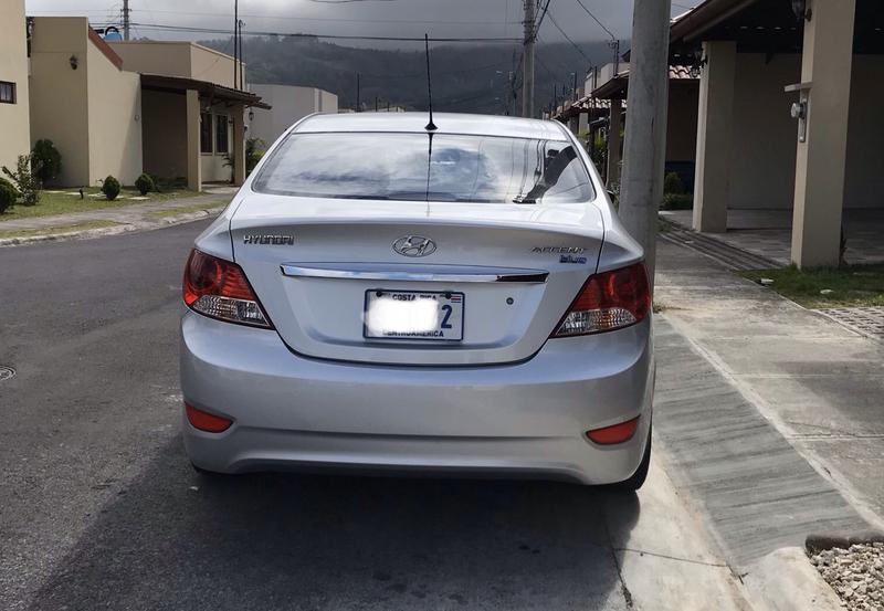 Hyundai Accent • 2012 • 107,000 km 2
