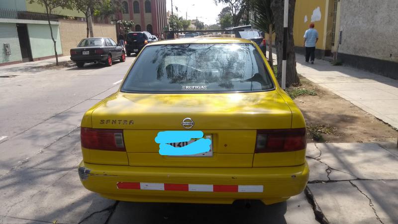 Nissan Sentra v16 • 2011 • 170,000 km 7