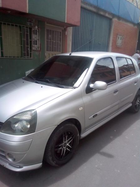 Renault Clio • 2007 • 130,000 km 7