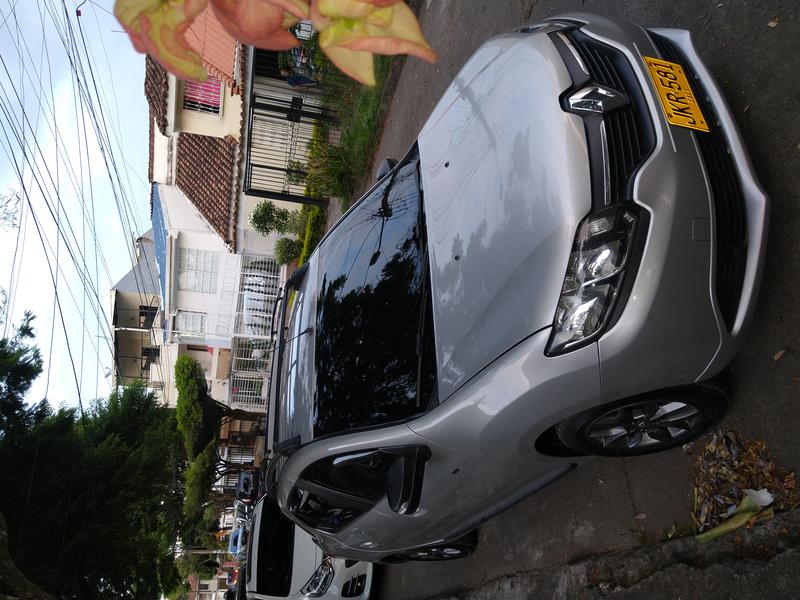 Renault Logan • 2018 • 53,000 km 2