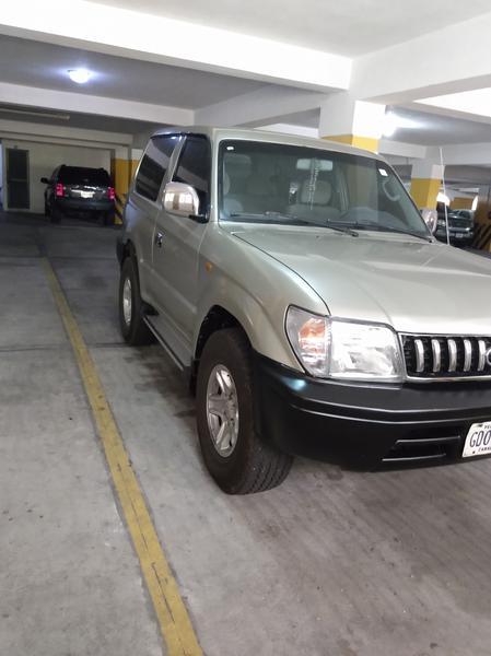 Toyota Land Cruiser • 2007 • 276,000 km 1