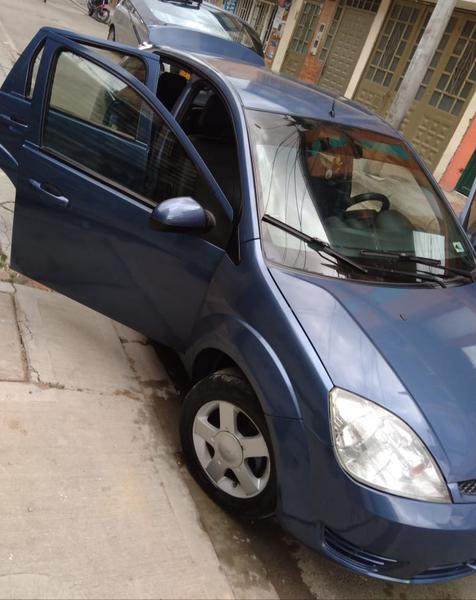 Ford Fiesta • 2005 • 115,000 km 5