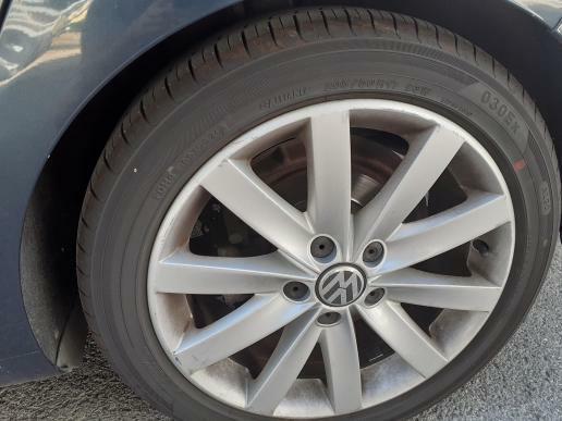 Volkswagen Golf • 2010 • 212,000 km 8