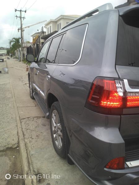 Lexus LX • 2020 • 30,000 km 2