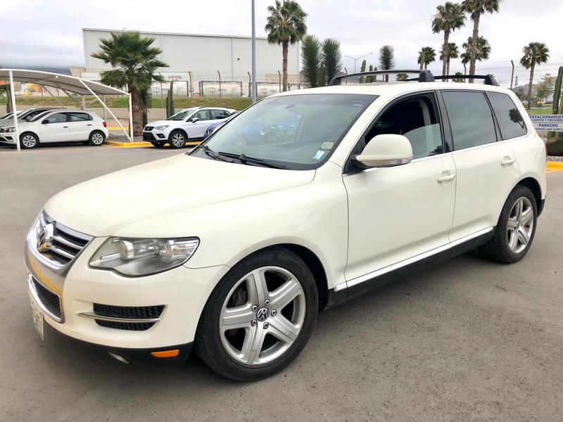 Volkswagen Touareg • 2009 • 134,000 km 6