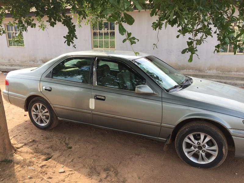 Toyota Camry • 2001 • 216,000 km 9
