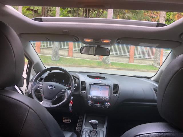 Kia Cerato • 2015 • 30,000 km 4
