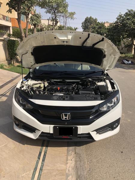 Honda Civic • 2016 • 46,000 km 11