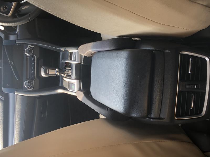 Honda Civic • 2016 • 46,000 km 18