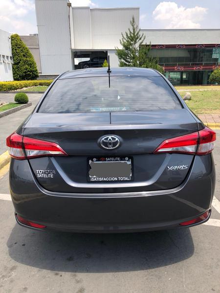 Toyota Yaris • 2018 • 29,600 km 4