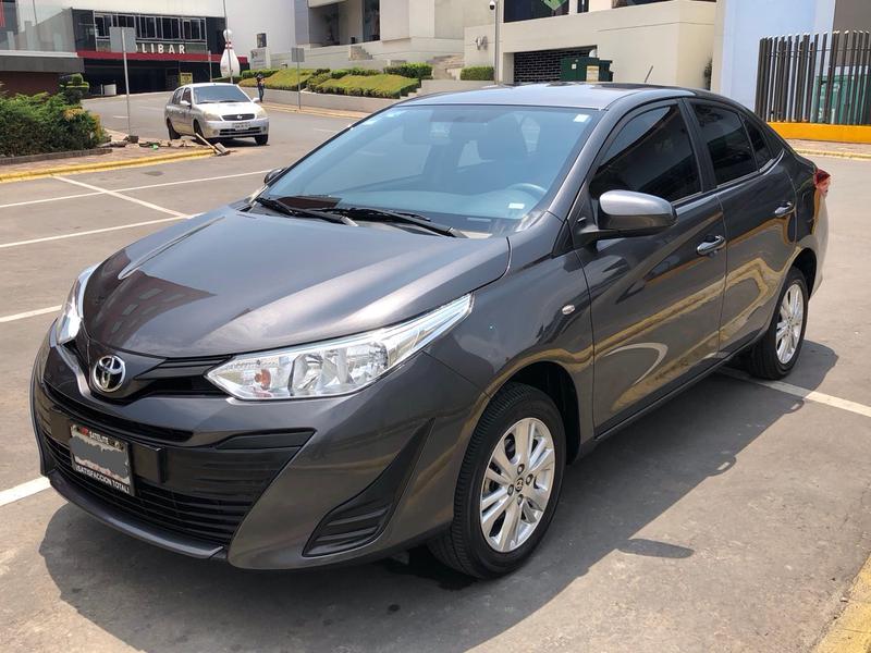 Toyota Yaris • 2018 • 29,600 km 6